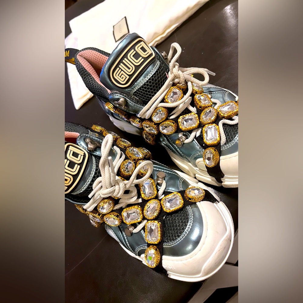 Gucci Flashtrek Sneakers Fabric and Leather with Removable Crystals.